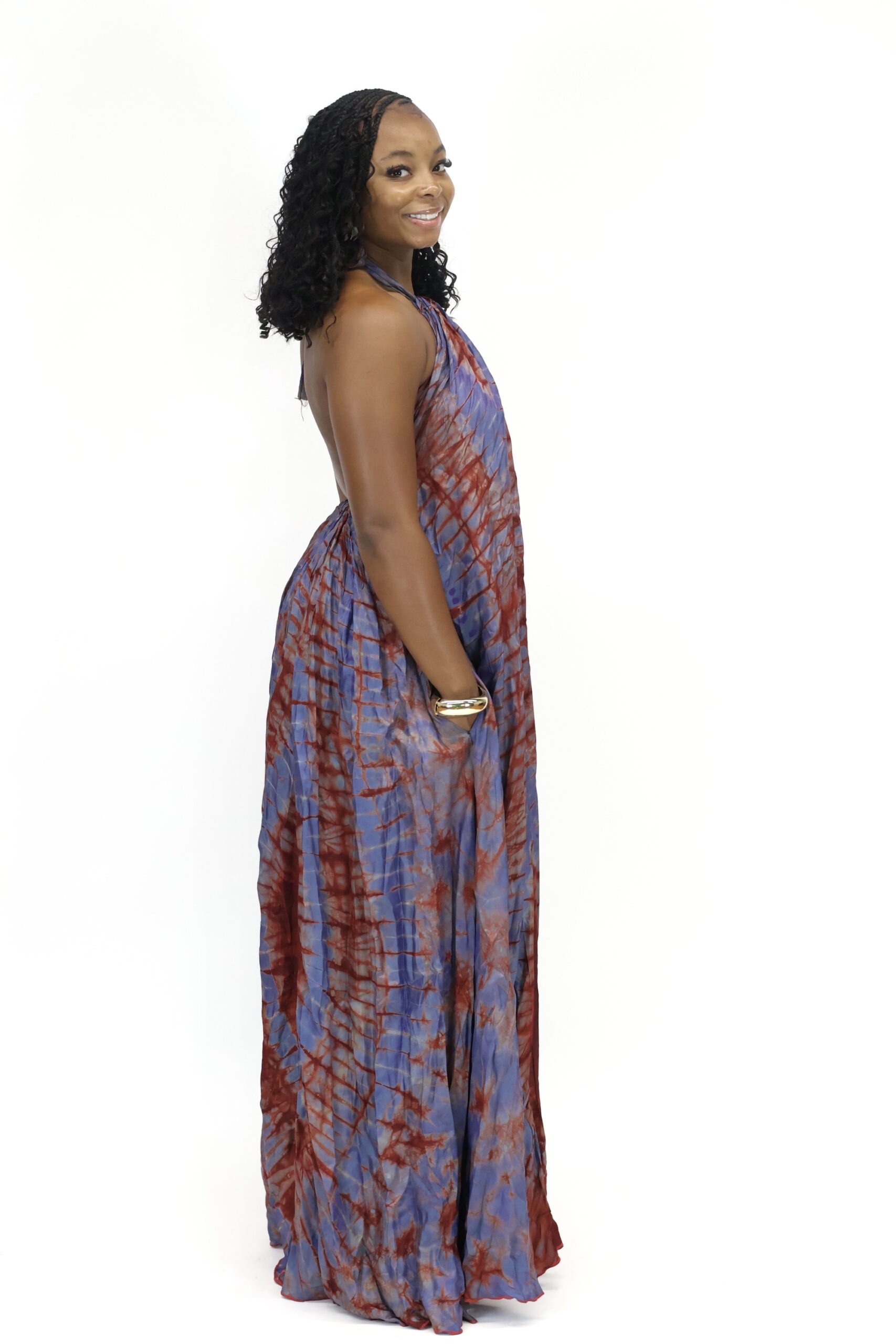 Äramí Backless Dress - Ruched Neck
